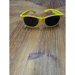 Yellow Wayfarer-Style Sunglasses With UV400 Protection Lightweight Plastic Frame